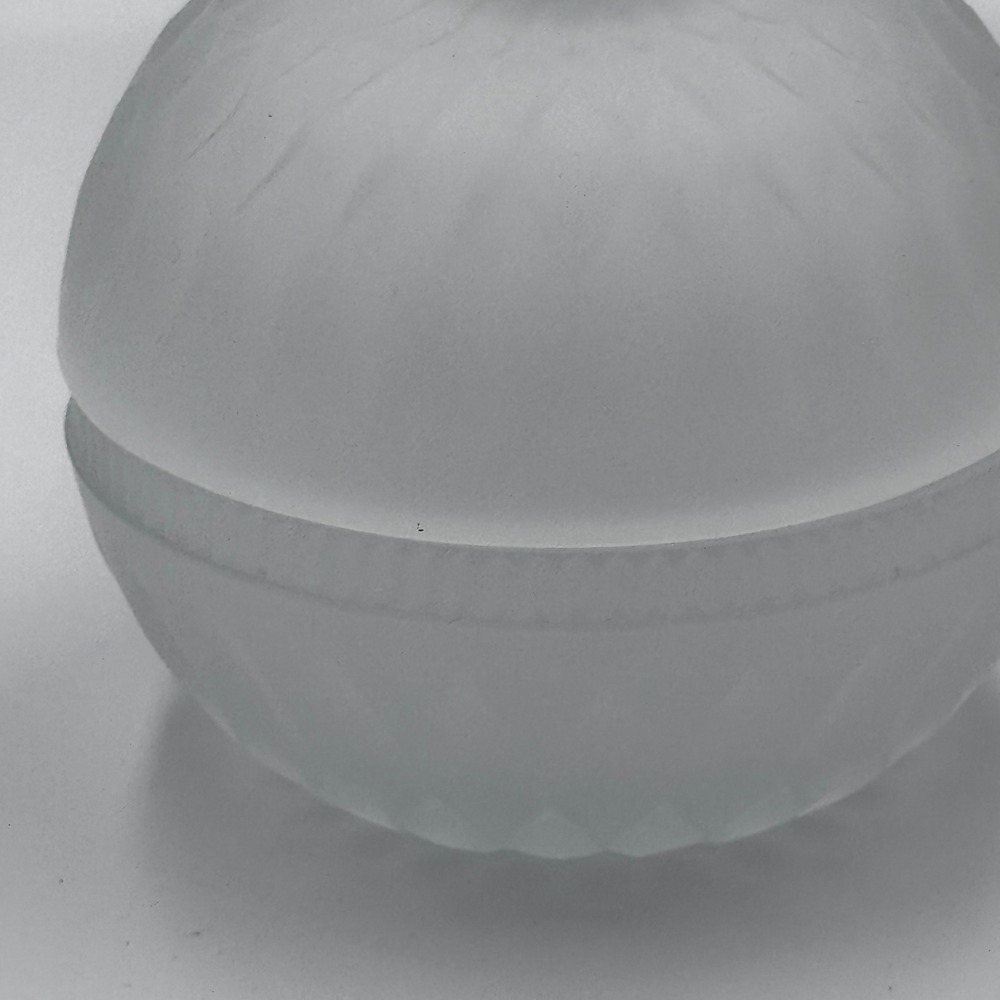 Indiana Glass Mt Vernon Lampe-Chandelle Frosted White Glass Candle Fairy Lamp - Picture 4 of 13